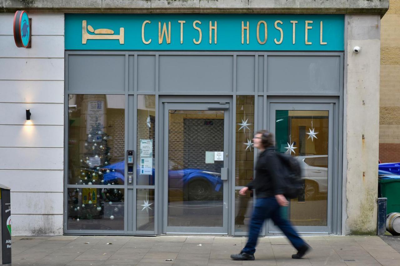 Cwtsh Hostel Swansea Eksteriør billede CWTSH hostel in London