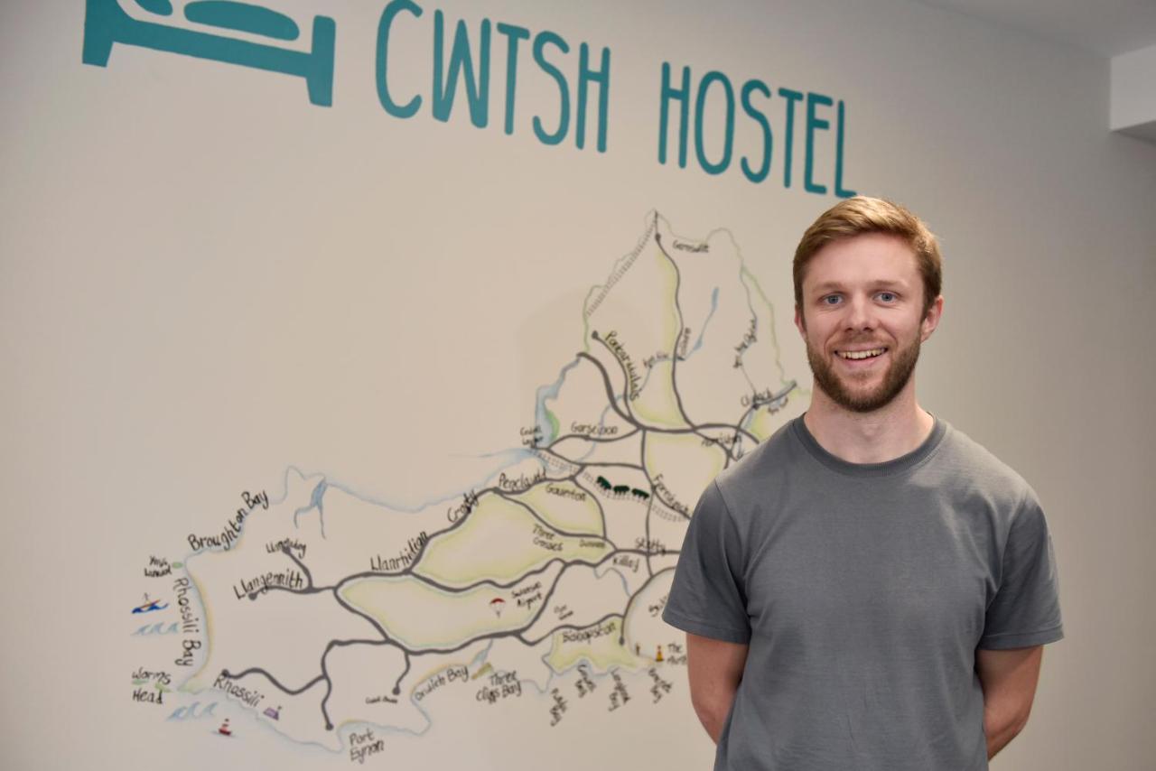Cwtsh Hostel Swansea Eksteriør billede Chris Anderson